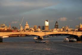 bridge aah, da, da, da, da, do, do, do, do me like a bullet type, you know they comin', right? London Bridge Aktivitaten 2021 Viator