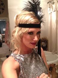If needed, use bobby pins to fold and pin your hair underneath the curls. Great Gatsby Hair Style Flapper Hairstyle Gatsby Hair 20shair Party Flapper Flapperhair Gatsby Hair Great Gatsby Hairstyles Flapper Hair