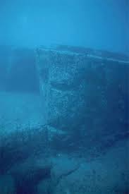 The underwater pyramids of yonaguni march 12, 2021 off the coast of the westernmost island of japan lies a mysterious and spellbinding submerged city from past times. Yonaguni Das Japanische Atlantis Atlantisforschung De