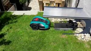 Robiport Wetterschutz Fur Ihren Mahroboter Garage Bosch Indego 350 400 Youtube