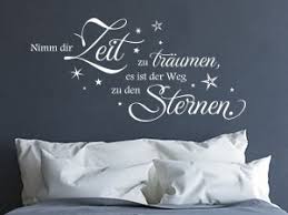 Ebenso bietet der kleber einen starken halt auf glatten wänden, fliesen, glas und tapeten. Wandspruche Von Klebeheld De Sorgen Fur Lebendige Wande Klebeheld