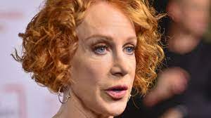 Comedian kathy griffin revealed she was diagnosed with stage one lung cancer monday on social media. An Neujahr Pulp Fiction Star Kathy Griffin Hat Geheiratet Promiflash De