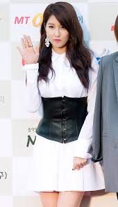 File Nam Ji Hyun 2014 Gaon Chart K Pop Awards Red Carpet