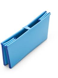 The space saving design makes it easy to store and convenient to use at home or when traveling, encouraging more shared bath time moments. Buy Stokke Flexi Bath Blue For Aed 19 00 Baby Baths Accessories Mamas Papas Uae