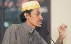 Allaahummaghfirlii dzunuubii waliwaalidayya warhamhumaa kamaa robbayaanii shoghiiro, waliljamii'il muslimiina walmuslimaati, walmu'miniina itulah penjelasan singkat mengenai doa untuk orang tua yang dapat anda amalkan. Doa Dan Amalan Untuk Orang Tua Yang Sudah Meninggal Eramuslim