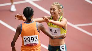 Jessica hull's average rating for all rated pictures is 9.46/10. D4rhcnlp8hfc3m
