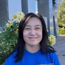 Linlin Li's Instagram, Twitter & Facebook