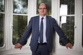 Jean castex prend ses fonctions de premier ministre le 3 juillet 2020. Jean Castex De Ministre Des Jeux A Premier Ministre L Equipe
