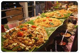 Street Food Junkies On The Hunt In Thailand Globetrottergirls Food Food And Drink Street Food