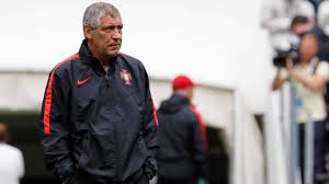 Fernando santos, seleccionador nacional, não abdica de querer ser campeão do mundo, mas esfria esse ímpeto com a necessidade de levar muito a sério a fase europeia de qualificação. Fernando Santos Felix Is Ready To Play At This Level Sl Benfica