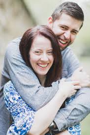 Agar tampil maksimal, pemilihan baju kondangan tentu perlu disesuaikan dengan kepribadian dan tema acara. What To Wear On Your Pre Wedding Photoshoot Ferri Photography