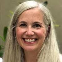 Amanda Hanshew's Instagram, Twitter & Facebook