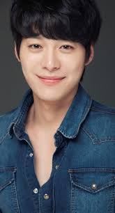 Han Kee-woong와 닮은 스타들