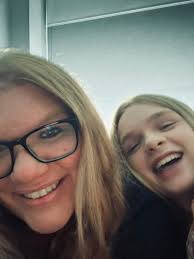 Mixing scents with wax for unique fragrances