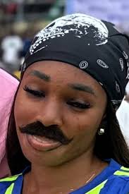 Forever be mine was randomly playlisted heavily at midnight and has now  magically gone to 3.5m playlisting 😅😂 Wizkid and asake just drop new  method with this new gunna album mehn😭