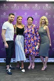 Самые новые твиты от tănase denisa (@tnasedenisa1): Denisa De La Bambi È™i A Surprins Iubitul De Ziua Lui Ce Secret Ne A DezvÄƒluit Dcnews