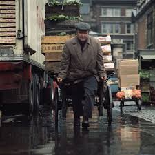 Old Covent Garden Market In The 1960s And 70s London History Covent Garden New Covent Garden Market