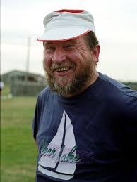 Steven Gilliland's Instagram, Twitter & Facebook