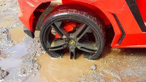 دورية المخلبإلى الإنقاذ سيارة حمراء عالقة في الوحل youtube body inspiration car wheel car