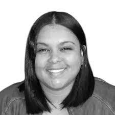 Janine Snell's Instagram, Twitter & Facebook