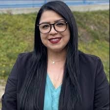 Shannon Benavides's Instagram, Twitter & Facebook