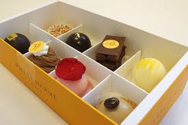 Petit Fours Pierre Herme Shinjuku Isetan Pierre Herme Petit Fours Bon Bons