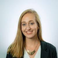 Lori Ponath's Instagram, Twitter & Facebook