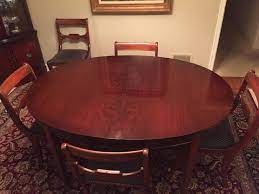 The average selling price for a drexel heritage dining room set at 1stdibs is $3,025, while they're typically $1,000 on the low end and $6,500 for the highest priced. Vintage Drexel Heritage Mahogany Dining Room Table And Chairs Travis Court Collection Antique Appraisal Instappraisal