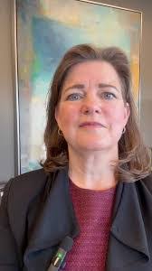 Dawn Korte's Instagram, Twitter & Facebook