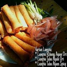 Menurut para pelanggannya, toko ini adalah obat rindu buat mereka yang ingin makan jajanan khas jawa tengah. Lumpia Risol Malang Enak Publications Malang Menu Prix Avis Sur Le Restaurant Facebook