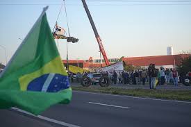 Nova greve dos caminhoneiros 2021/01/02 nova greve dos caminhoneiros 01/02. 7 Noticias Bolsonaro Apela Para Que Caminhoneiros Nao Facam Greve Grupo A Hora