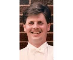 Aaron Schlipp's Instagram, Twitter & Facebook