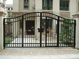 Modern designs have a certain exterior style that's easy to identify. Modern Iron Pipe Gate Designs Photo Gallery