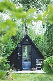 Un Bel Exemple D Abri De Jardin Original A Vous De Jouer Cabane Jardin