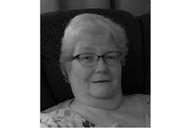 Shauna Braun's Instagram, Twitter & Facebook