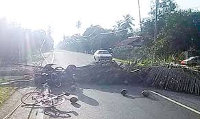 Bawa kereta anda ke balai polis dahulu. Kemalangan Jalan Raya October 2011
