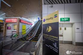 Bank islam requires you to arrange either salary deduction, salary transfer with auto fund transfer or standing instruction for the business registration certificate or operating license. Malaysia Airlines Lounge Kuala Lumpur Review Foto Bericht