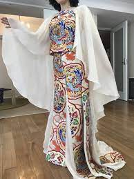 丸帯からドレス morie tokyo morie bridal 和布の美しさを生かしたファッションをご提案 ドレス ファッション 和風ドレス