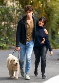 Cabello was born in havana. Camila Cabello Y Shawn Mendes Se Besan Hasta Caminando Guacamouly Com