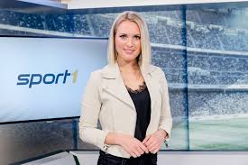 Basketball, soccer, ice hockey, tennis, motor sports, the best competitions and leagues of each sport, the uefa. Moderation Des Neuen Avd Motorsport Magazins Auf Sport1 Ruth Hofmann