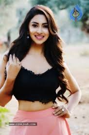 Rory (jude law), an ambitious entrepreneur and former commodities broker, persuades his american wife the nest comes to touch that theme in the story of rory and allison (jude law & carrie coon) who apparently already had a worn relationship, but the. Namaste Nesthama Movie Stills Photos Gallery