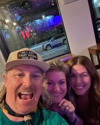 A day in the life of let's freaking goooooooooo. #teamdady. It's November.  What a wild ride. Just getting started. @mexicoceatysa is progressing. We  are so excited to simply keep pushing our vision