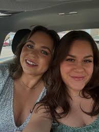 Somehow a year has gone by since I last saw you, mommy. I talk to you  often, I feel your presence sometimes and I miss you constantly. I hope you  are doing