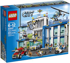 See more of lego city undercover on facebook. Amazon Com Lego City Police 60047 Police Station Toys Games