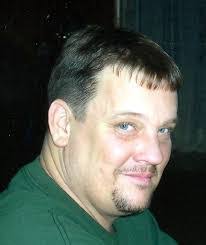 Willard Mullins's Instagram, Twitter & Facebook