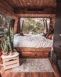 projectvanlife on instagram i love the unknowingness of traveling to new places i try to loosely plan van amenage campeurs renovees idees pour la maison