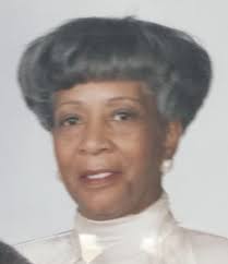 Bessie Combs's Instagram, Twitter & Facebook