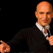 Na universidade, como na escola, foi líder associativo, fazendo valer uma evidente capacidade de comunicação, que. Fqel0liztw9cim