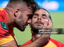 19 Yendrick Ruiz Photos & High Res Pictures