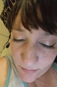 Mascara that doesn't flake or smudge